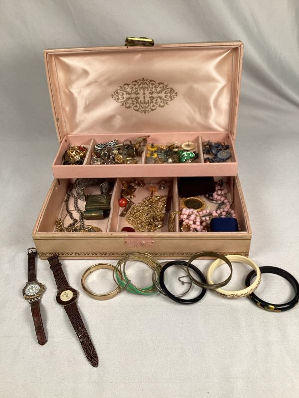 Sale Photo Thumbnail #12