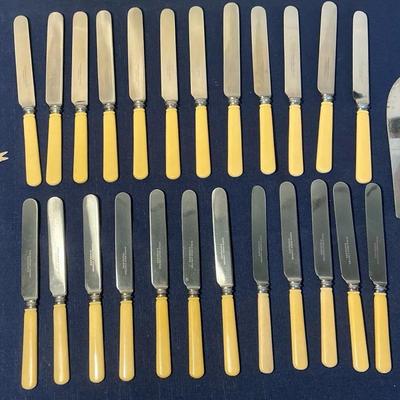 Ryrie Bros Limited Bakelite Handle Stainless Knives