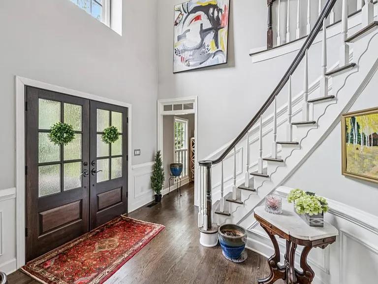 Sale Photo Thumbnail #12