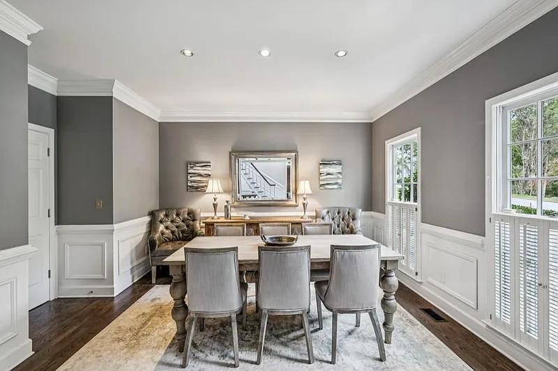 Sale Photo Thumbnail #3