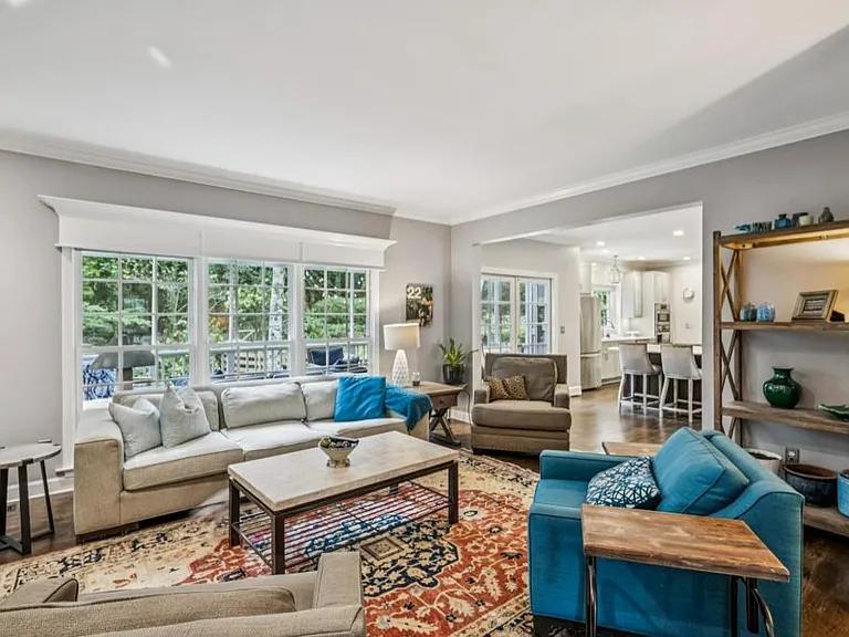 Sale Photo Thumbnail #8