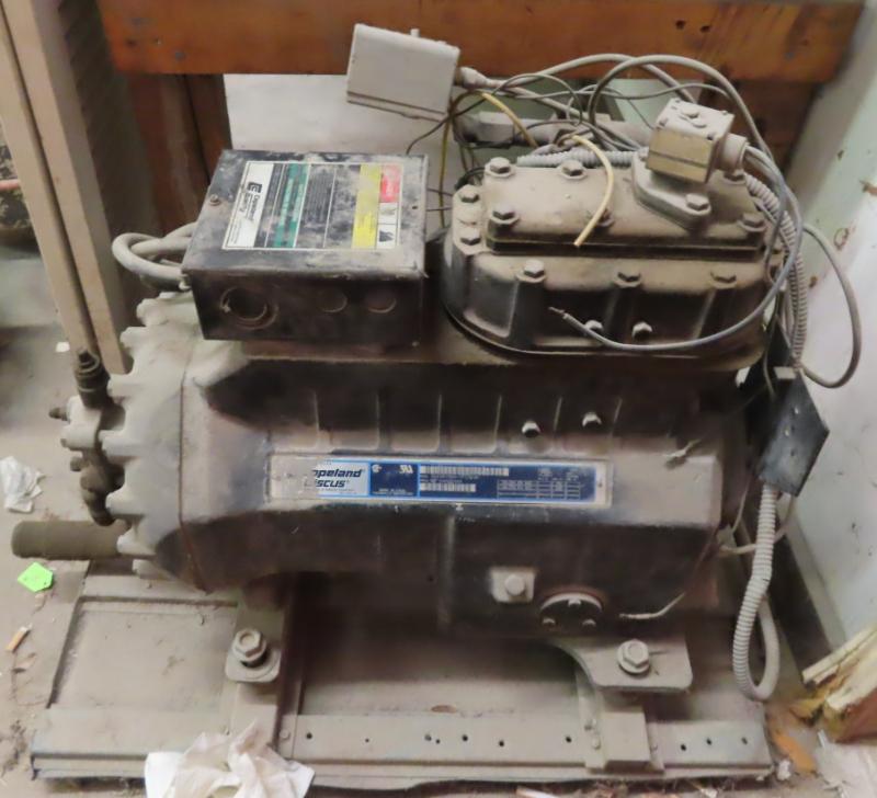 Sale Photo Thumbnail #677