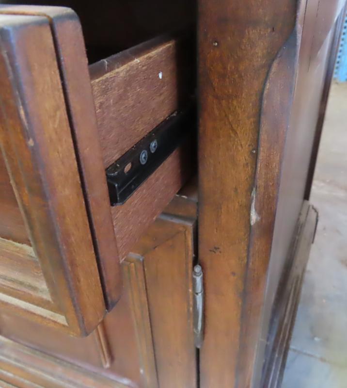 Sale Photo Thumbnail #476