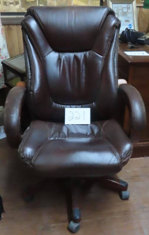 Sale Photo Thumbnail #712