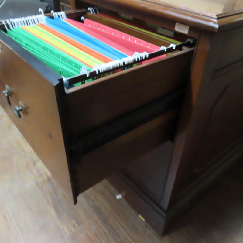 Sale Photo Thumbnail #702