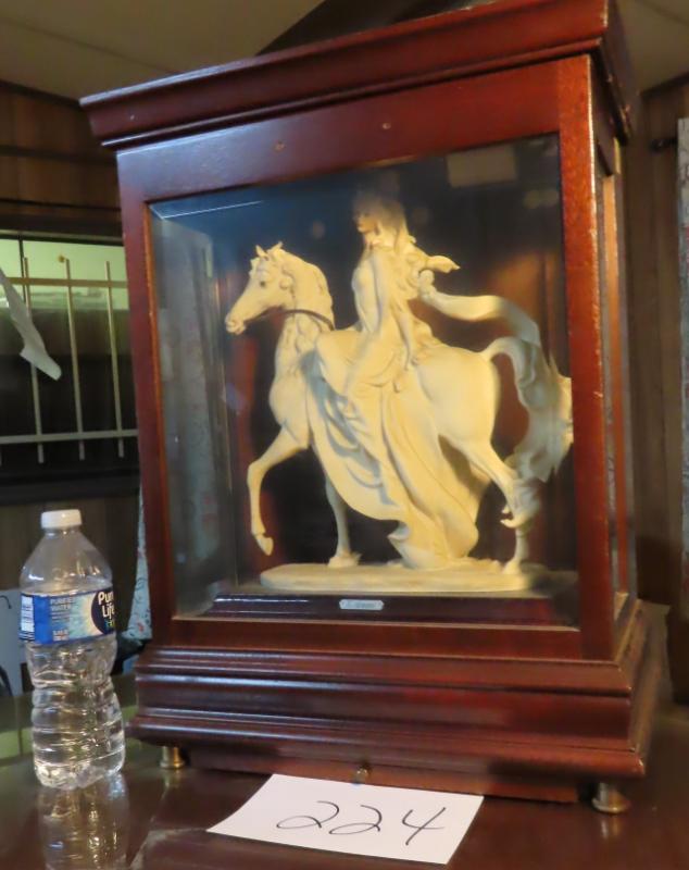 Sale Photo Thumbnail #722