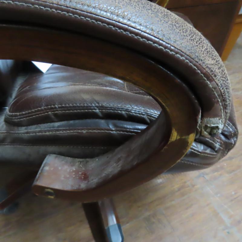 Sale Photo Thumbnail #710