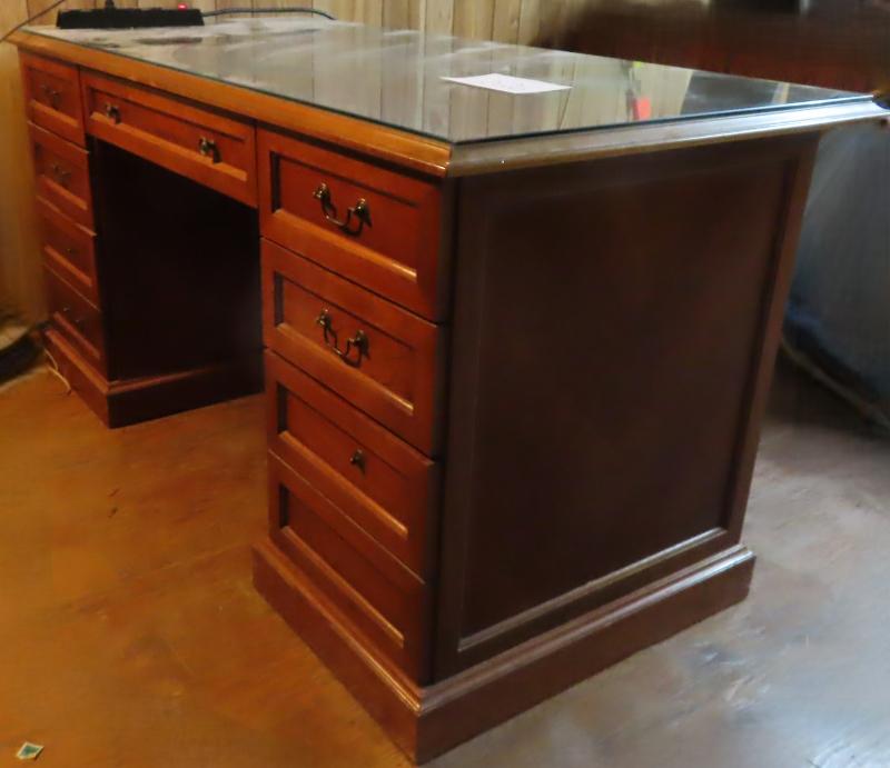 Sale Photo Thumbnail #732