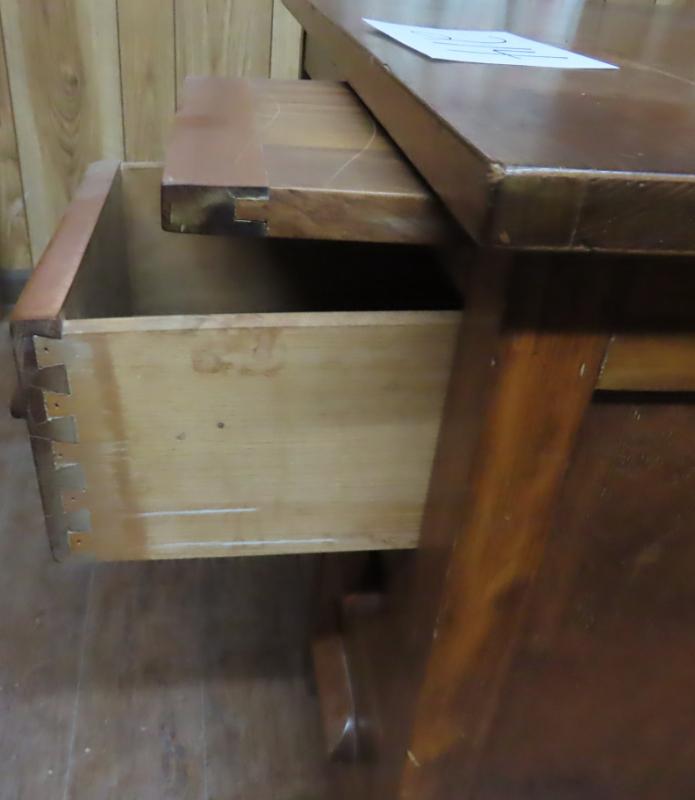 Sale Photo Thumbnail #689