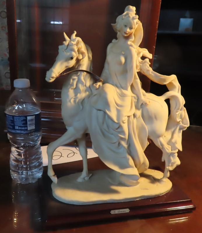 Sale Photo Thumbnail #724