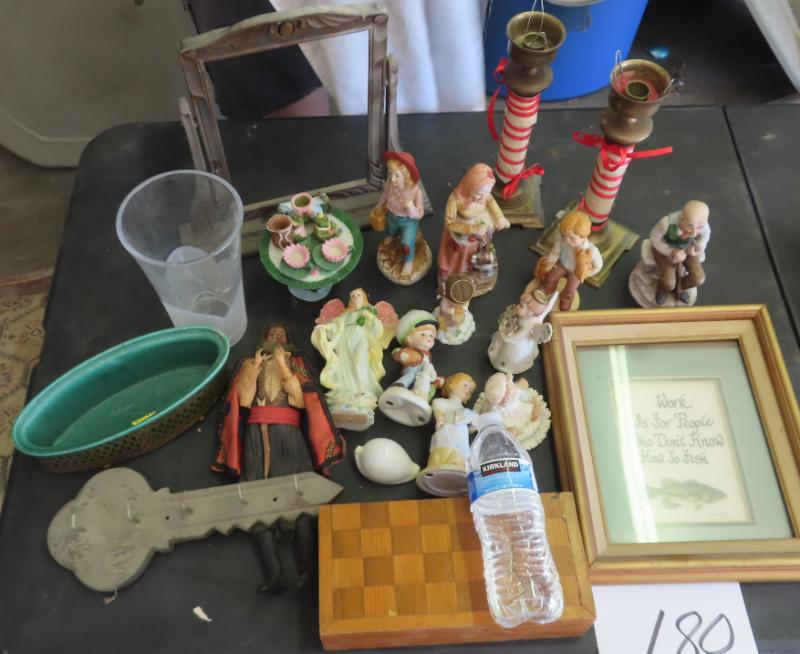 Sale Photo Thumbnail #569