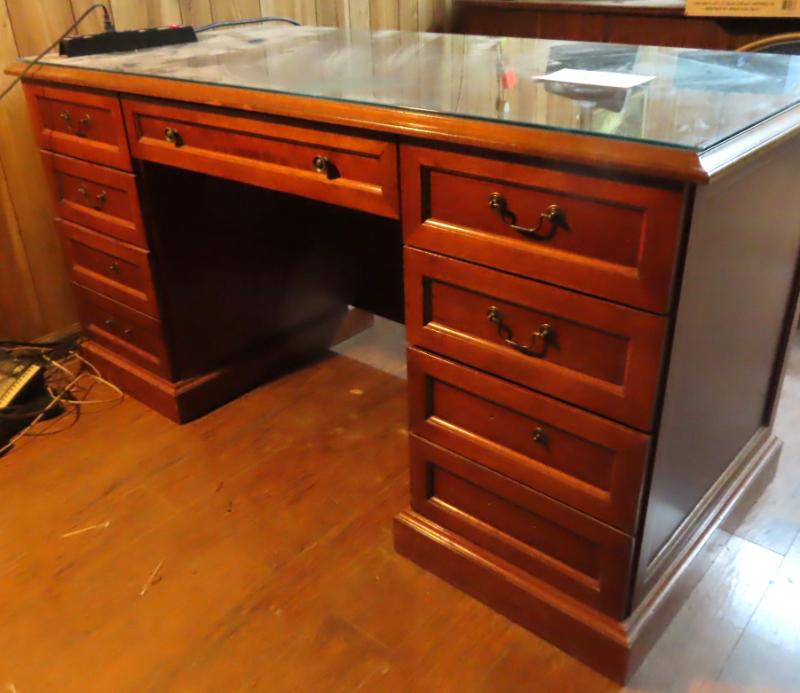 Sale Photo Thumbnail #728