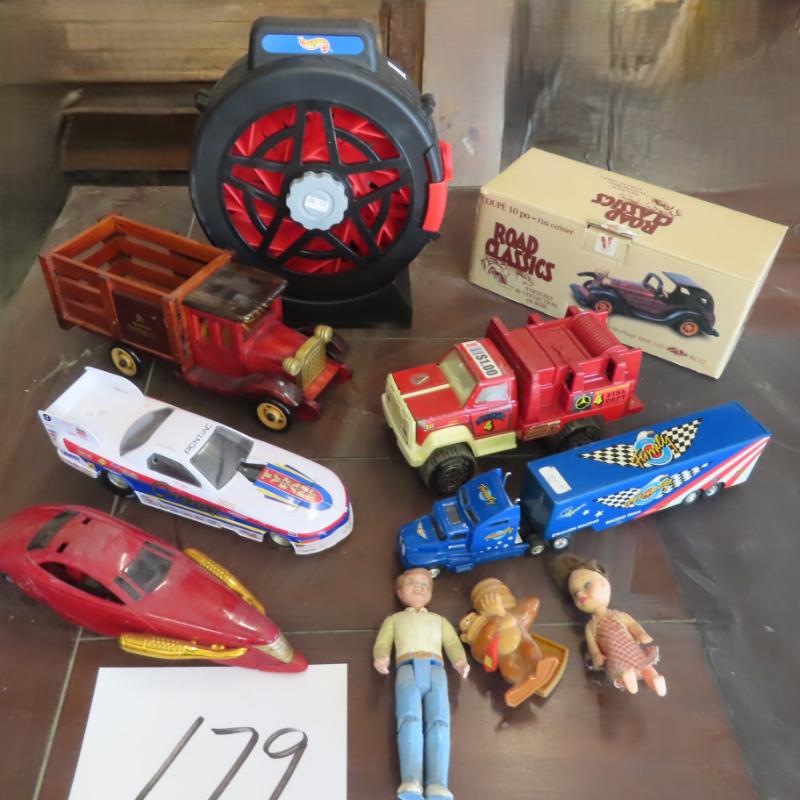 Sale Photo Thumbnail #567