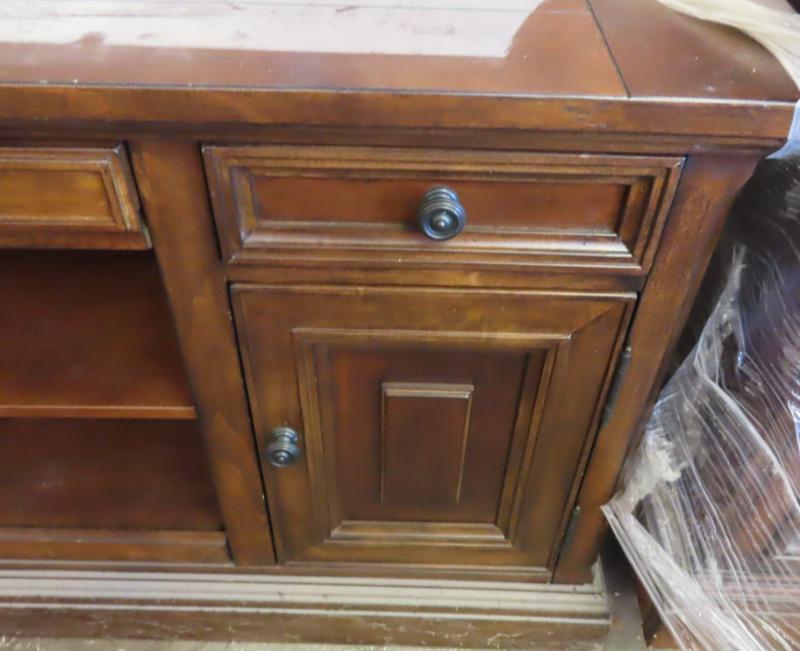 Sale Photo Thumbnail #484