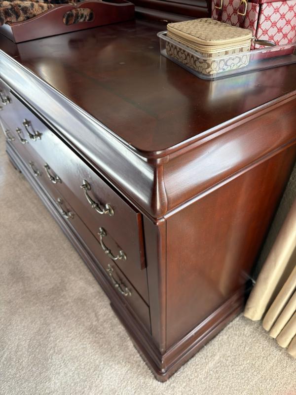 Sale Photo Thumbnail #490