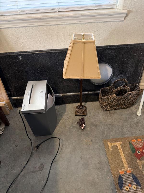 Sale Photo Thumbnail #964