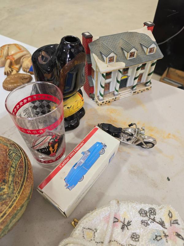 Sale Photo Thumbnail #210