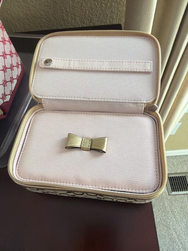 Sale Photo Thumbnail #485