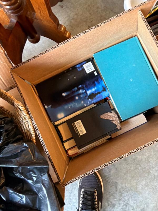 Sale Photo Thumbnail #980