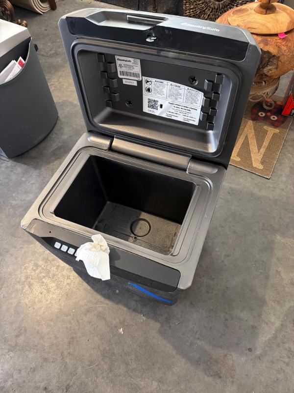 Sale Photo Thumbnail #957