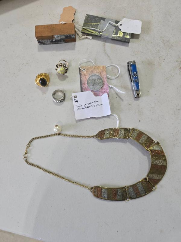 Sale Photo Thumbnail #218