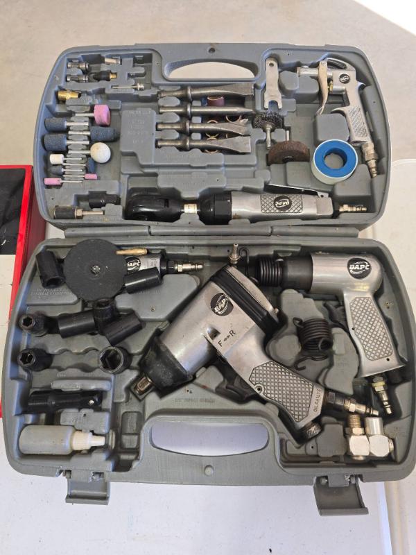 Sale Photo Thumbnail #340