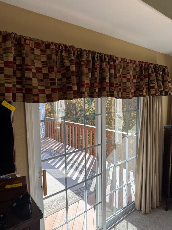 Sale Photo Thumbnail #513