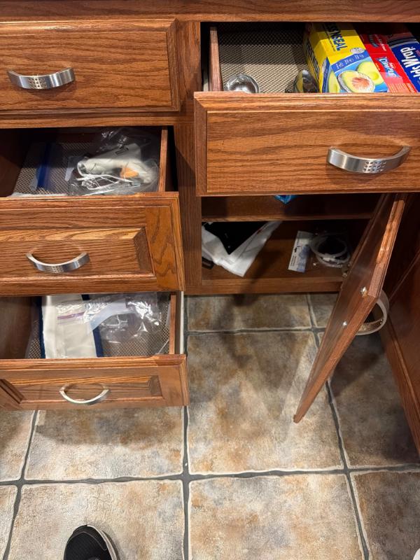 Sale Photo Thumbnail #589