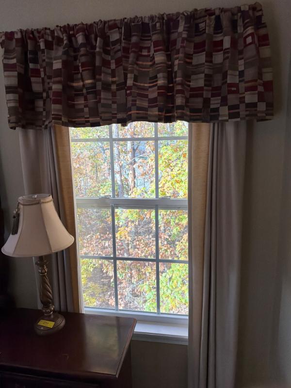 Sale Photo Thumbnail #516