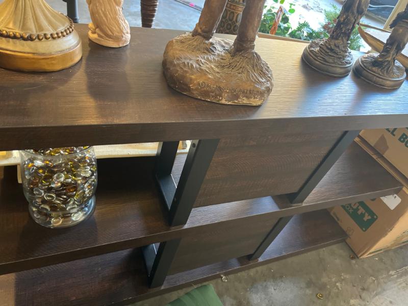 Sale Photo Thumbnail #946