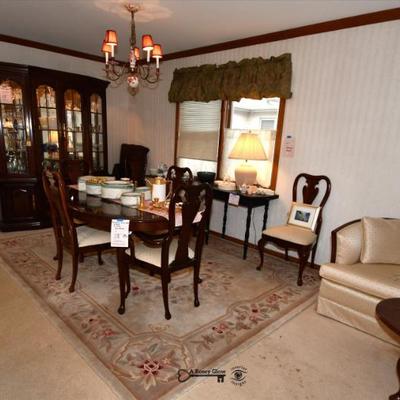 092 dining room