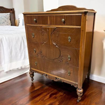 Vintage French Provincial Wooden Dresser w/ Serpentine Front