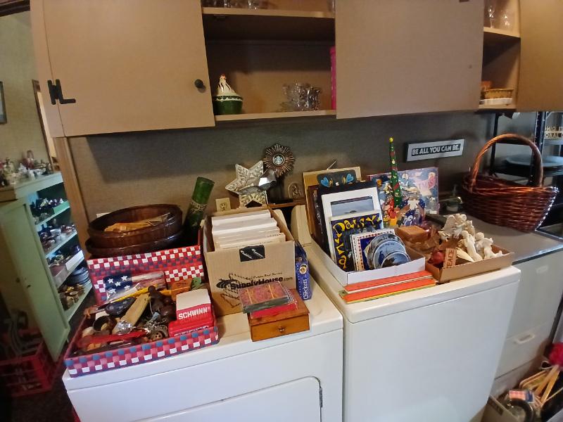 Sale Photo Thumbnail #145