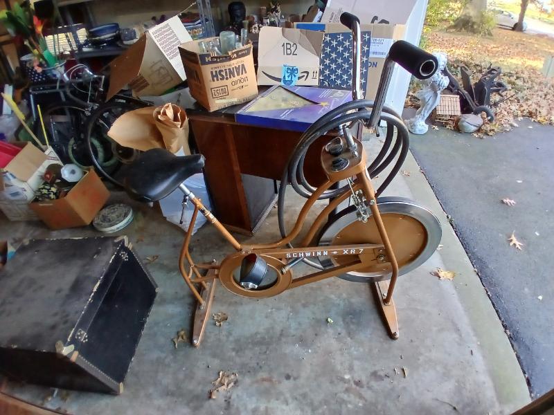 Sale Photo Thumbnail #153