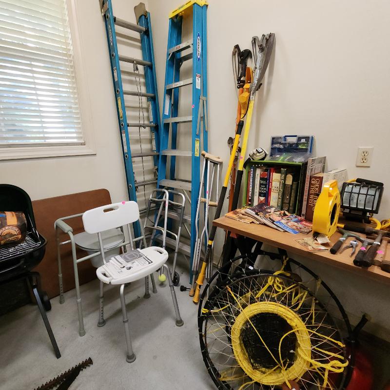 Sale Photo Thumbnail #154