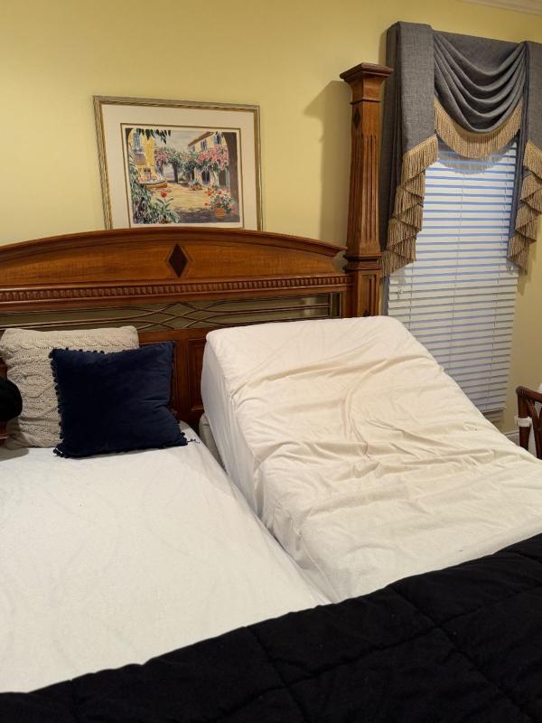 Sale Photo Thumbnail #44