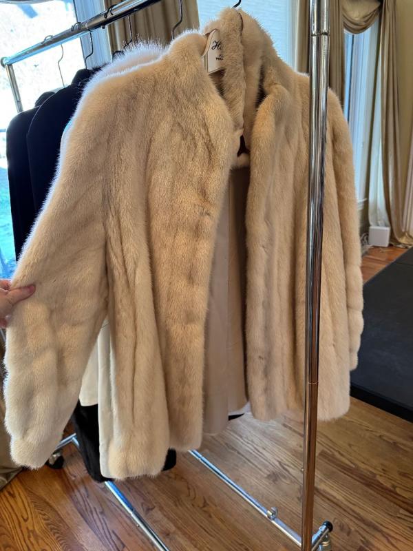 Sale Photo Thumbnail #114