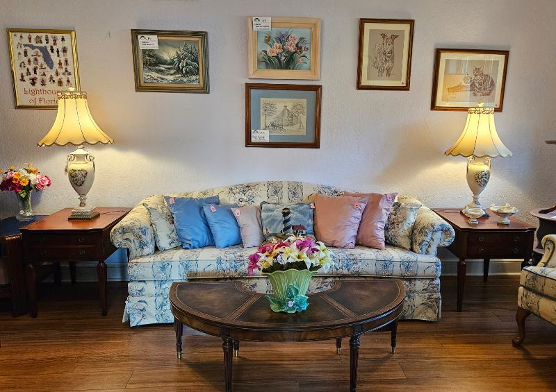 Sale Photo Thumbnail #36