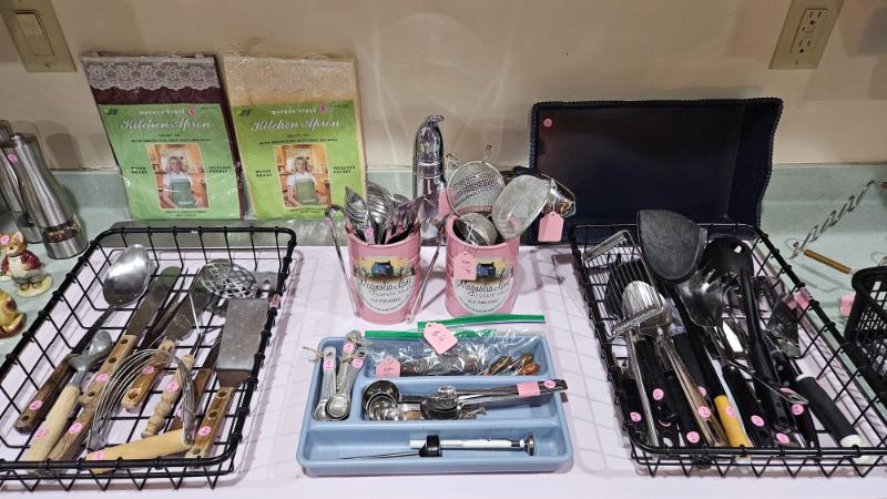 Sale Photo Thumbnail #50