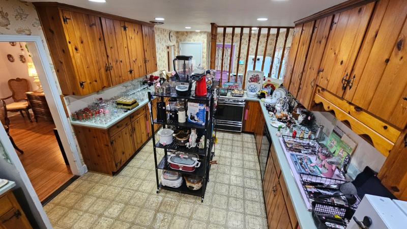 Sale Photo Thumbnail #55