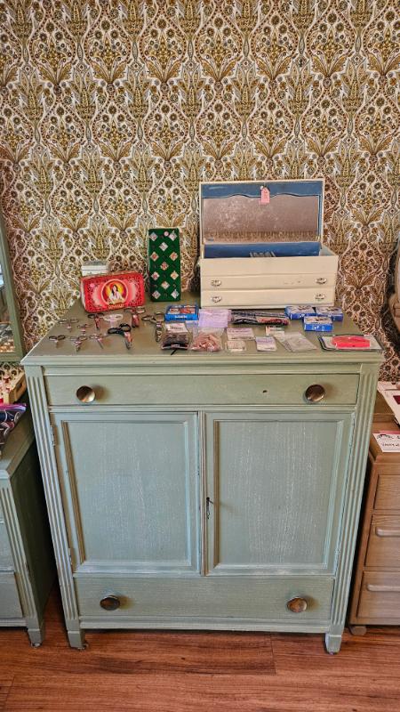 Sale Photo Thumbnail #60