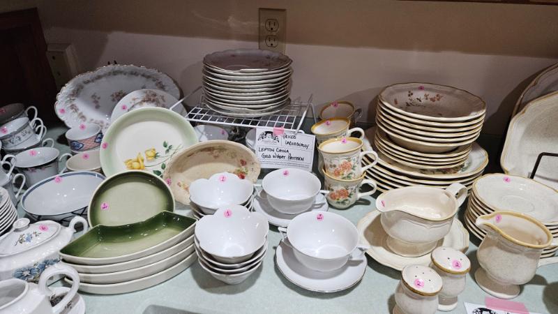 Sale Photo Thumbnail #40