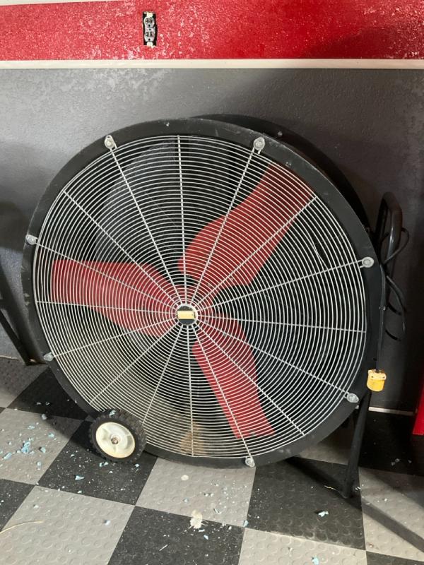 Sale Photo Thumbnail #64