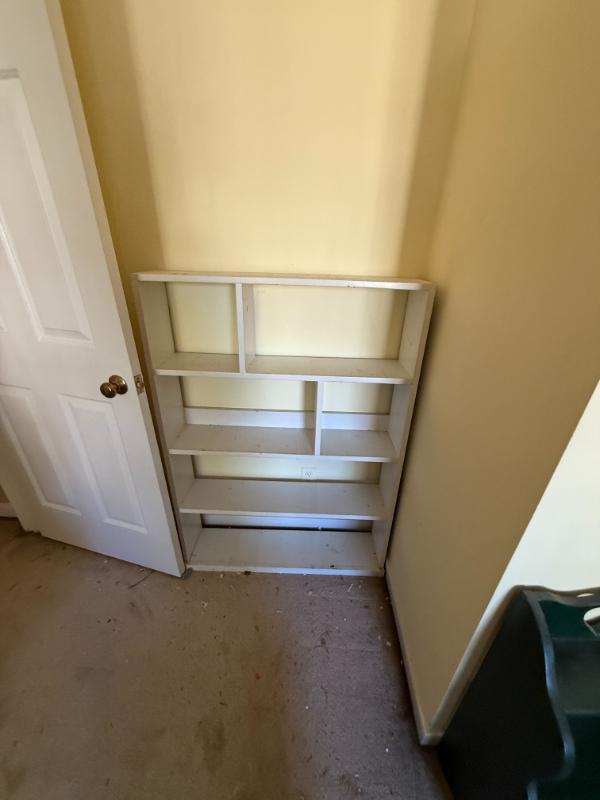 Sale Photo Thumbnail #32