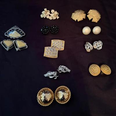 Lot 438: Lot of Vintage Earrings – Mostly Clip-On Styles with Matching Pin and Earring Set