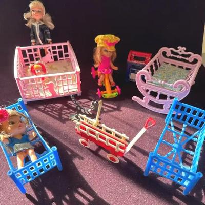 Lot 130:  Vintage Polly Pocket & Mini Doll Nursery Playset Lot