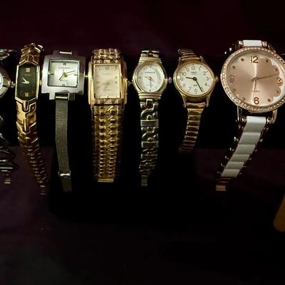 Lot 419: Vintage & Modern Women’s Wristwatches – Timex, Claremont, Pulsar & More – Mixed Styles, Unt