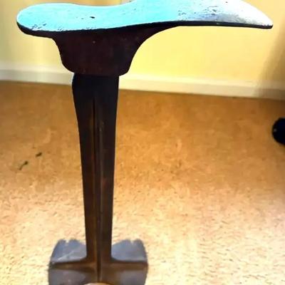 Lot 105:  Antique Cobbler’s Cast Iron Shoe Anvil Stan