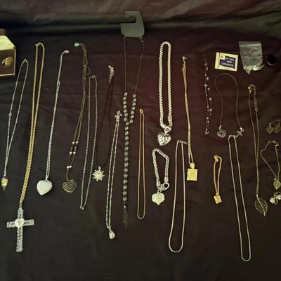 Lot 443: Large Costume Jewelry Necklace Lot – Mixed Metals, Pendants, Crosses, Hearts & Statement Pi