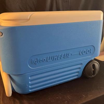 Lot 520: Little Bit Of Everything Decor